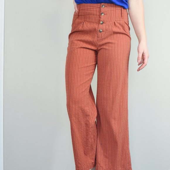 Francesca's Collections Pants - Blue Rain High Waist Crop Pants Sz M